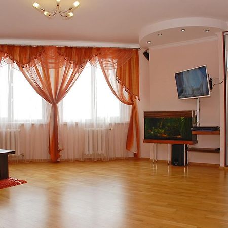 Kiev Pozniaky Apartment Ruang foto