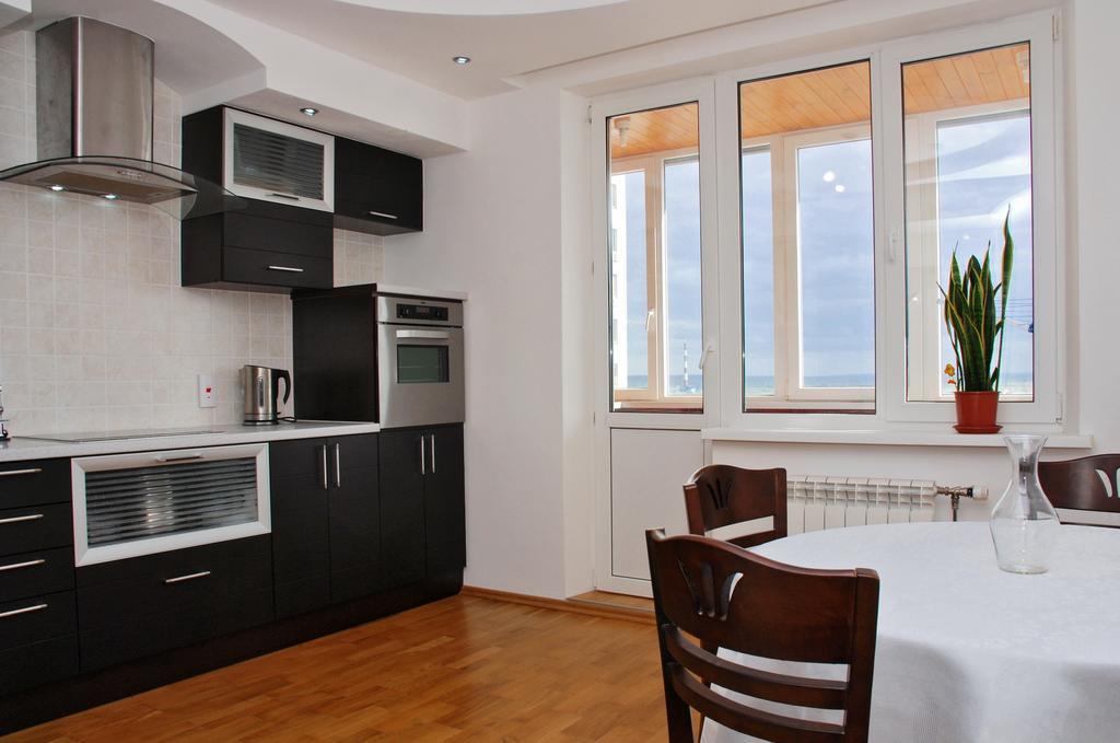 Kiev Pozniaky Apartment Ruang foto